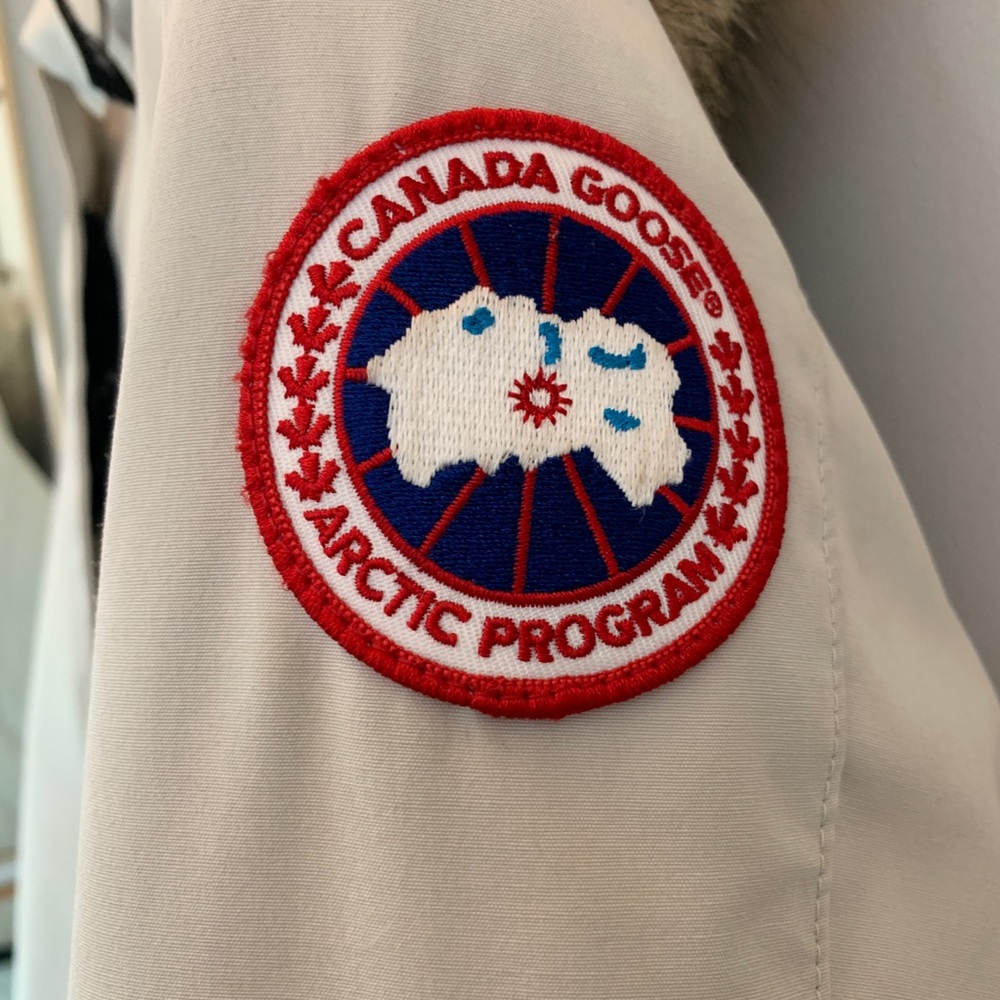 Women’s Canada Goose Jacket